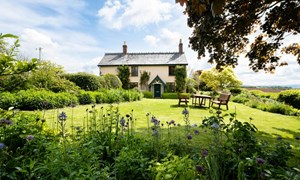 Rural older property 5.3