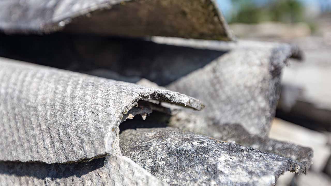 Asbestos corrugated roof 16-9.jpg